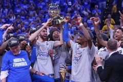 勇士队内讧升级：科尔强硬要求库明加离队，前景堪忧